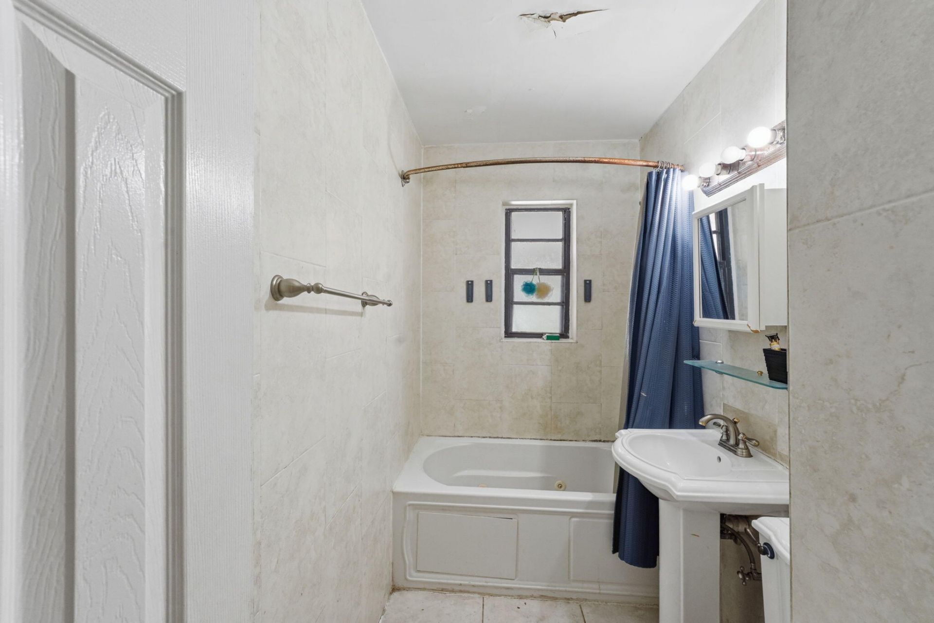 1060 NE 123rd Street, North Miami, FL 33161 Photo