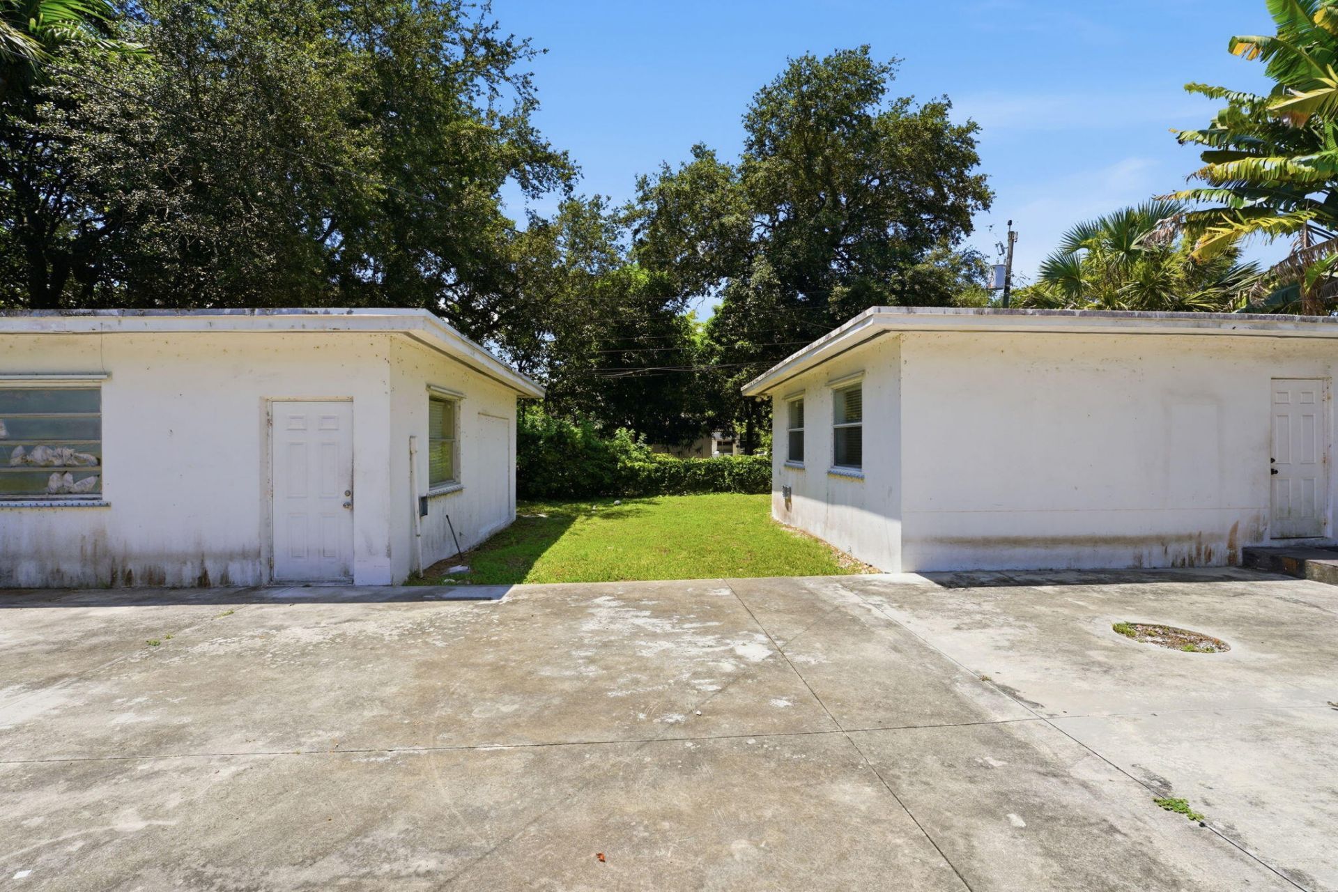 1060 NE 123rd Street, North Miami, FL 33161 Photo