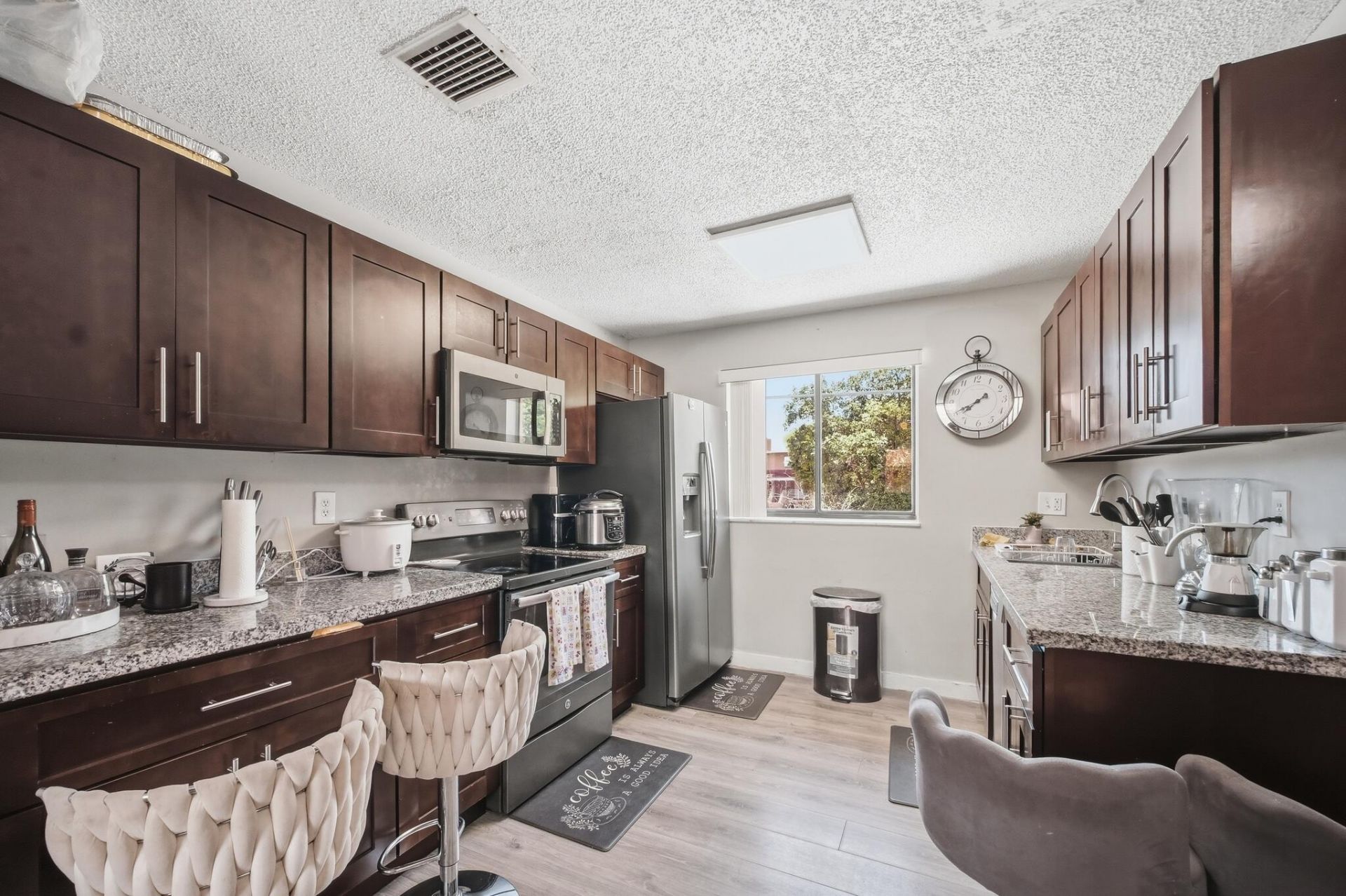 2710 W 60th Place, Unit 205, Hialeah, FL 33016 Photo