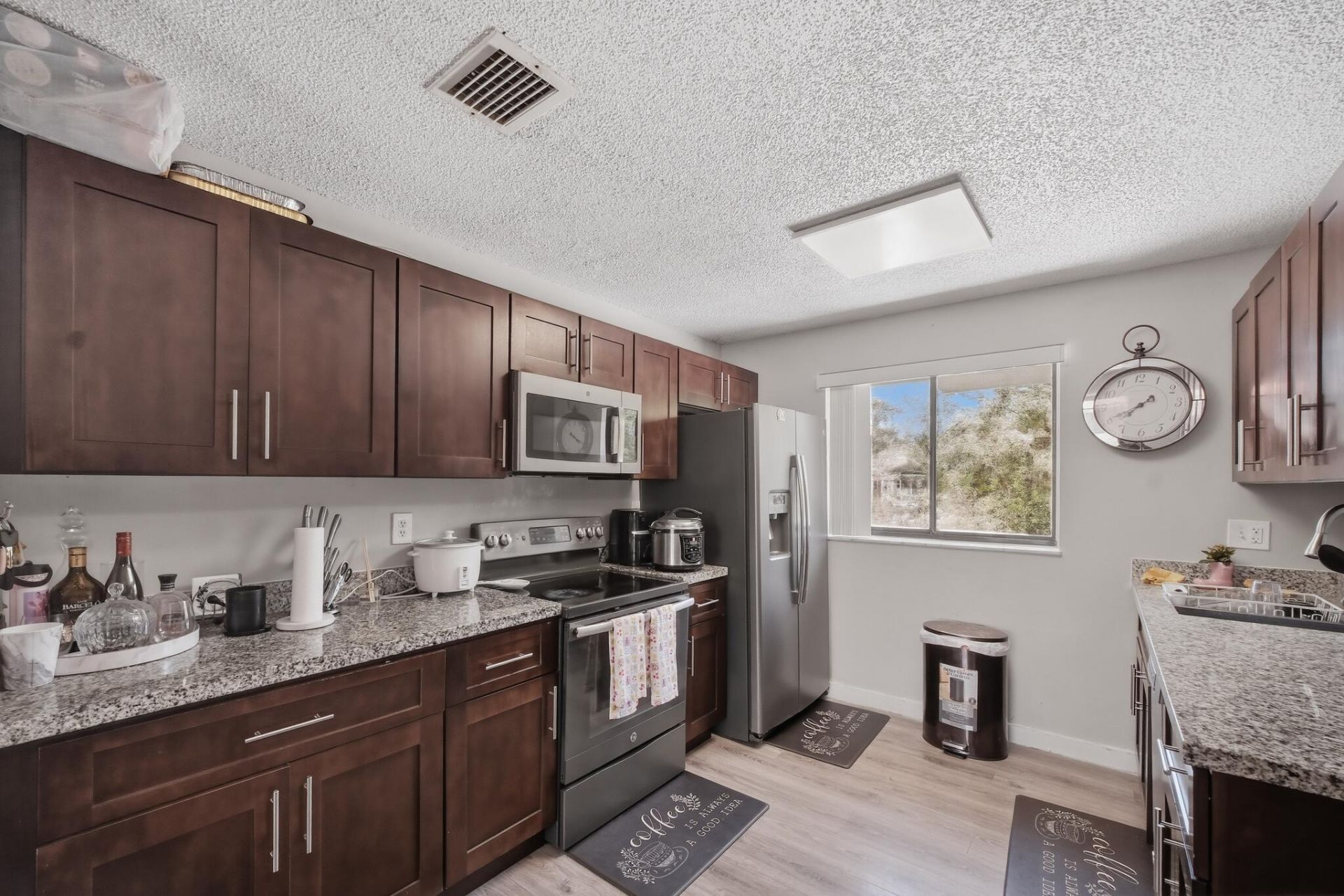 2710 W 60th Place, Unit 205, Hialeah, FL 33016 Photo
