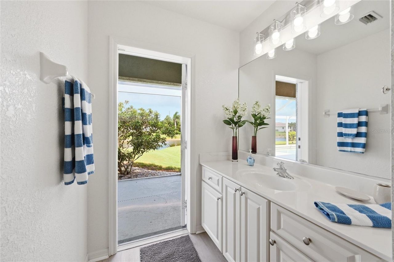 816 Boundary Boulevard , Rotonda West, FL 33947 Photo