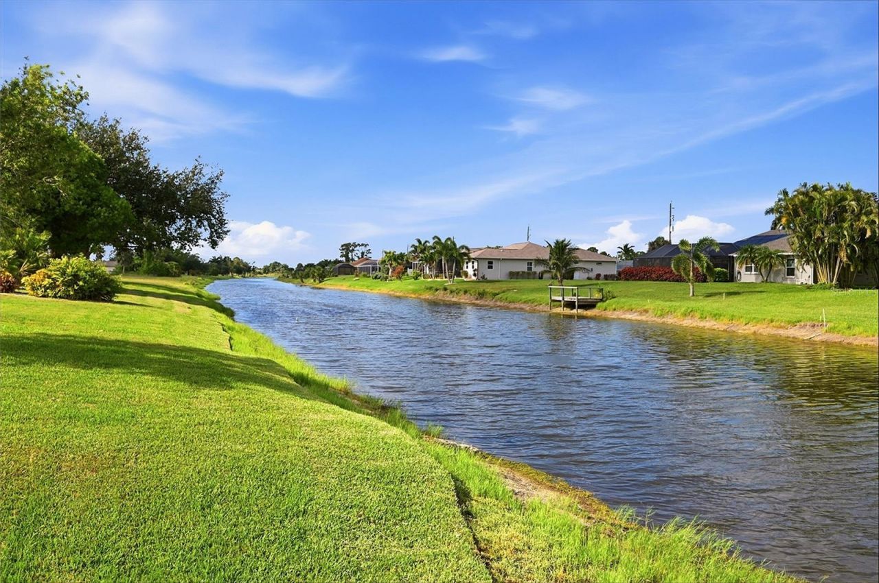 816 Boundary Boulevard , Rotonda West, FL 33947 Photo
