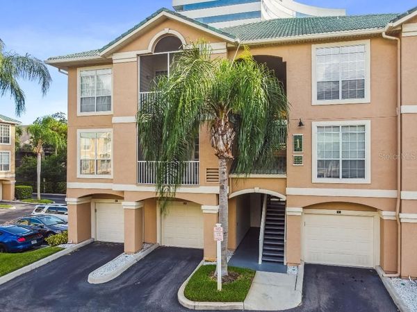1201 BAY CLUB CIRCLE , TAMPA, FL 33607