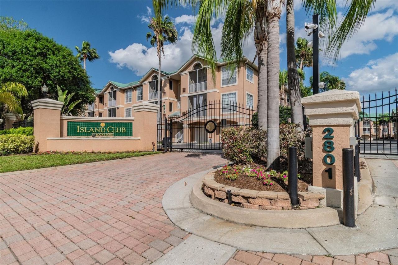 1201 Bay Club Circle , Tampa, FL 33607 Photo