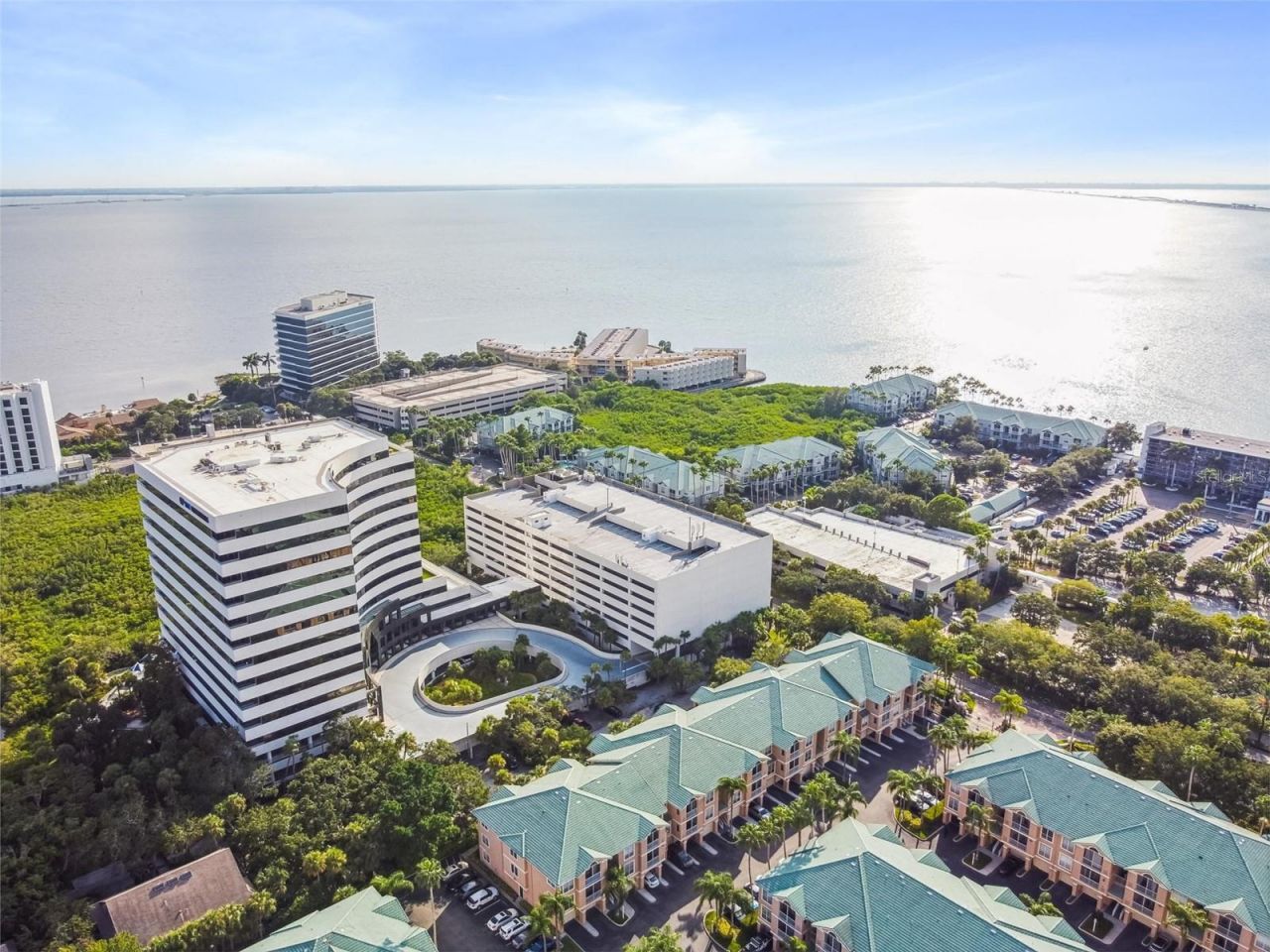 1201 Bay Club Circle , Tampa, FL 33607 Photo