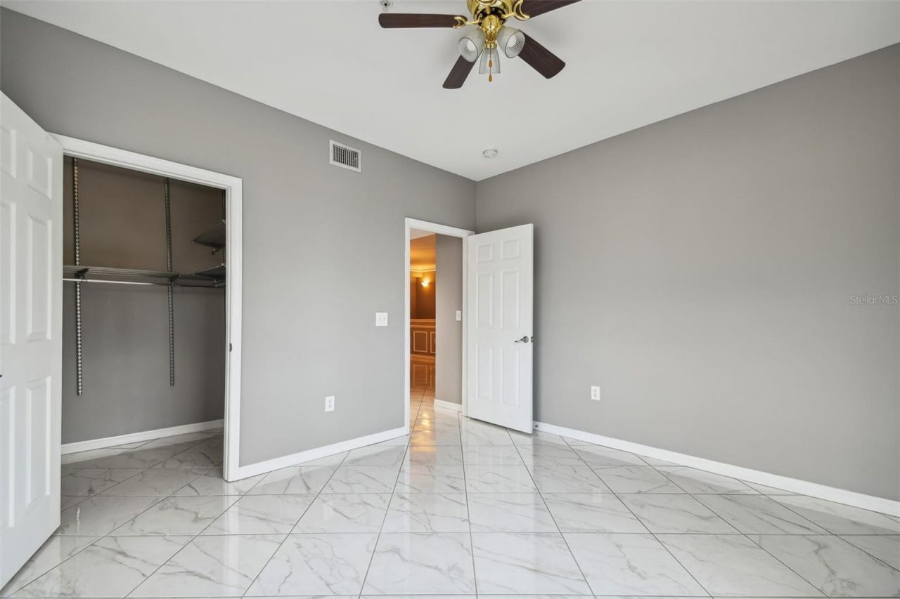 1201 Bay Club Circle , Tampa, FL 33607 Photo