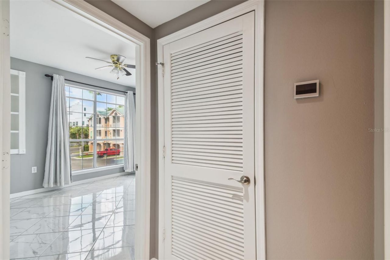 1201 Bay Club Circle , Tampa, FL 33607 Photo