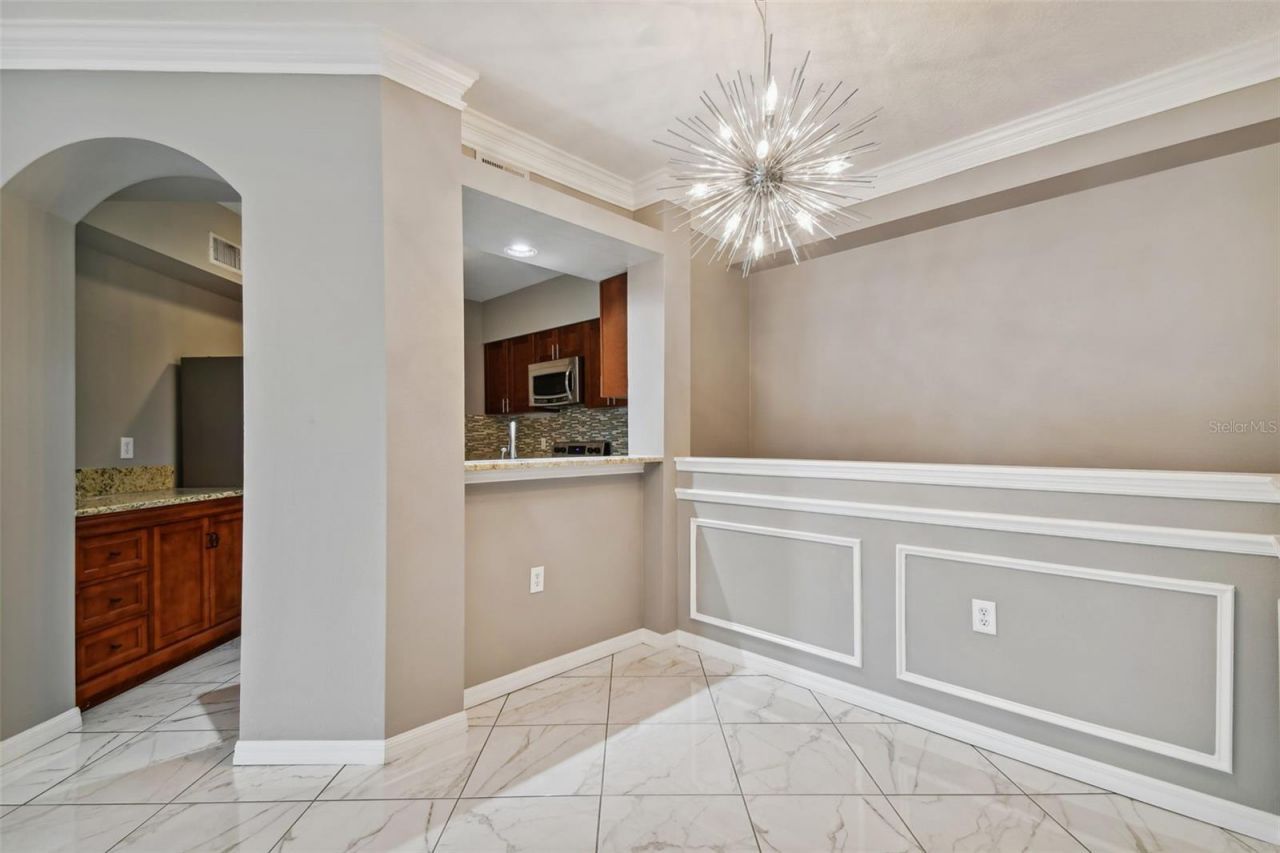 1201 Bay Club Circle , Tampa, FL 33607 Photo
