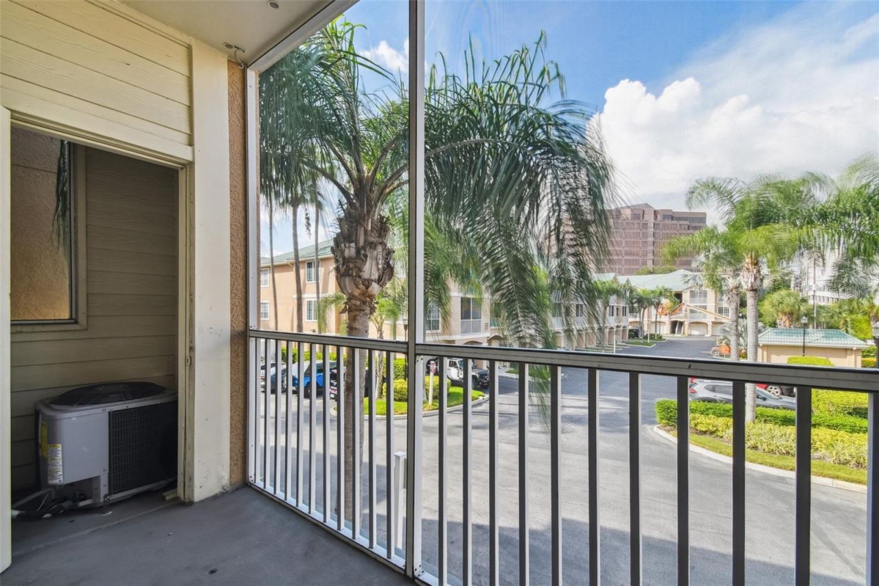 1201 Bay Club Circle , Tampa, FL 33607 Photo