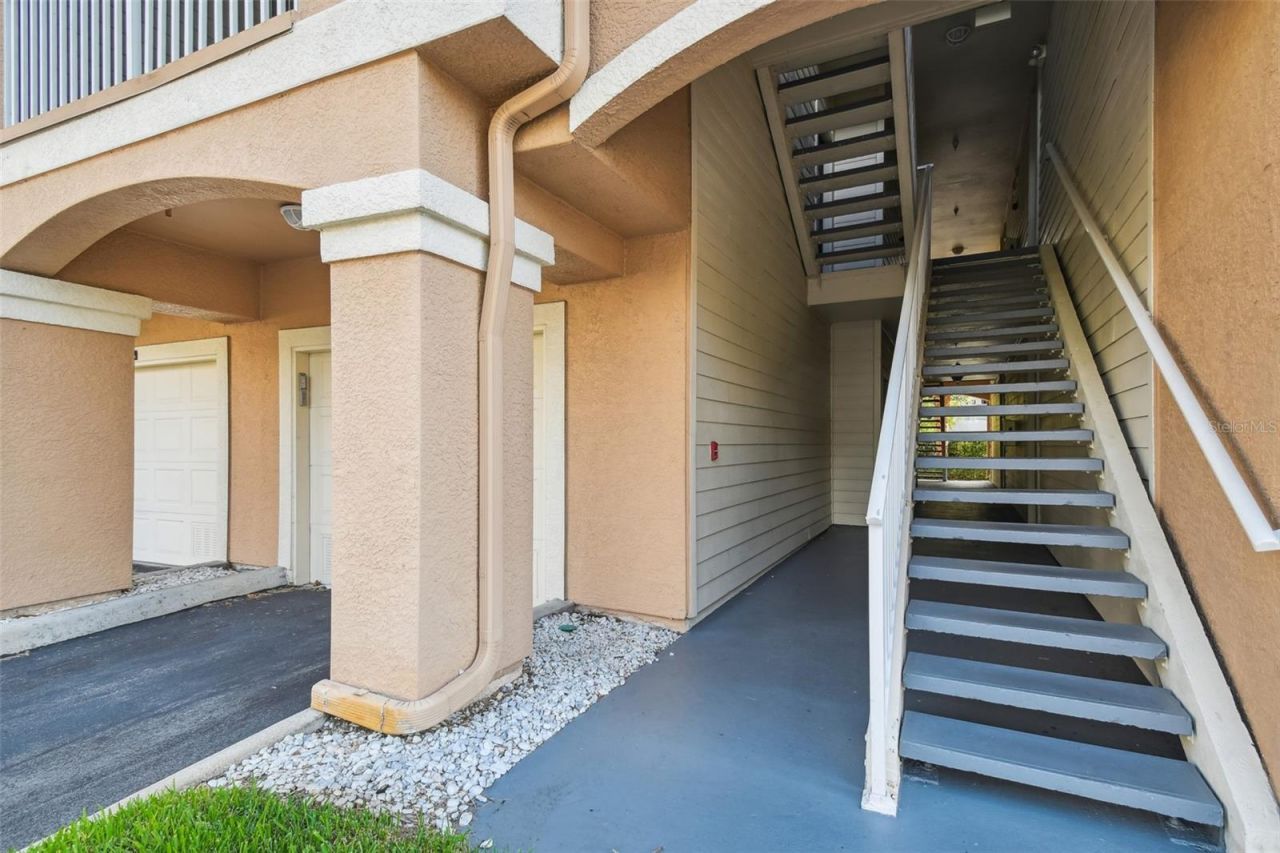 1201 Bay Club Circle , Tampa, FL 33607 Photo