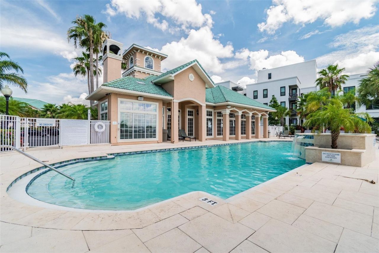 1201 Bay Club Circle , Tampa, FL 33607 Photo