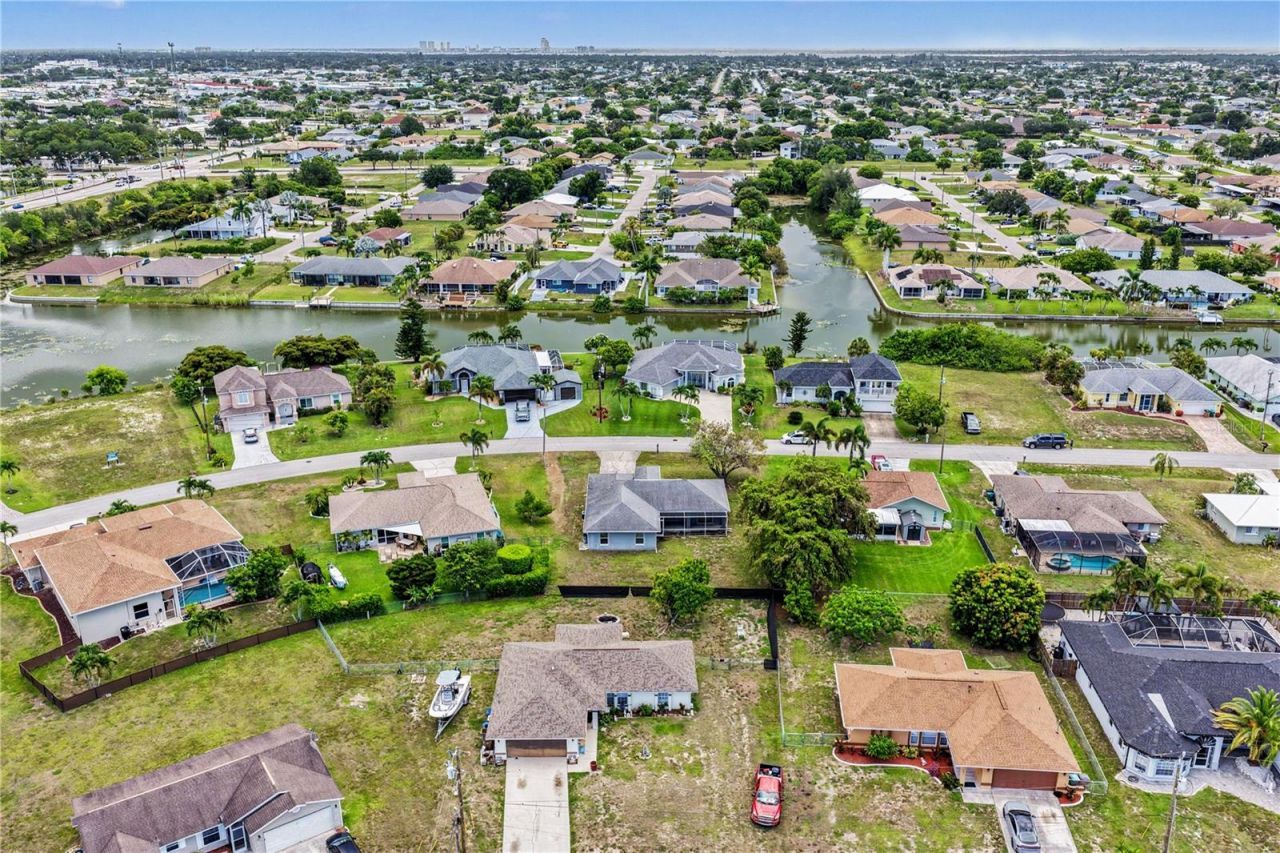 1314 SE 5th Court, Cape Coral, FL 33990 Photo
