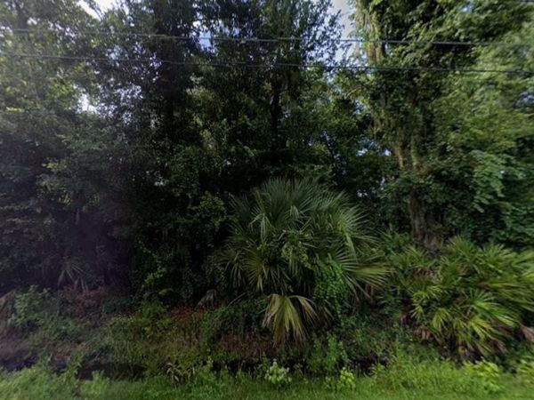 242 TOMS ROAD , DEBARY, FL 32713
