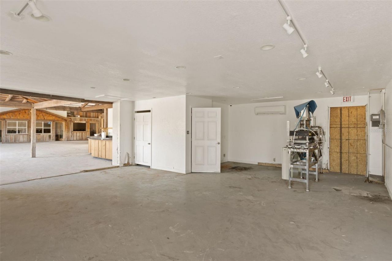 4984 Calienta Street , Hernando Beach, FL 34607 Photo