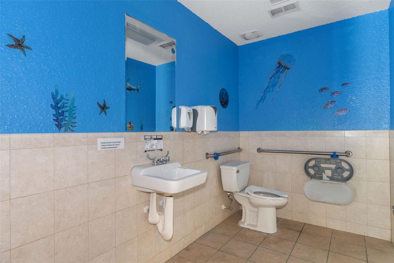 4984 Calienta Street , Hernando Beach, FL 34607 Photo