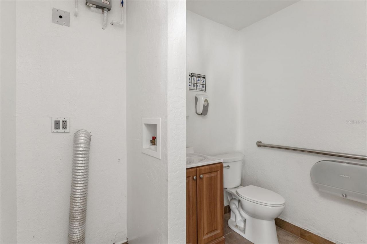 4984 Calienta Street , Hernando Beach, FL 34607 Photo