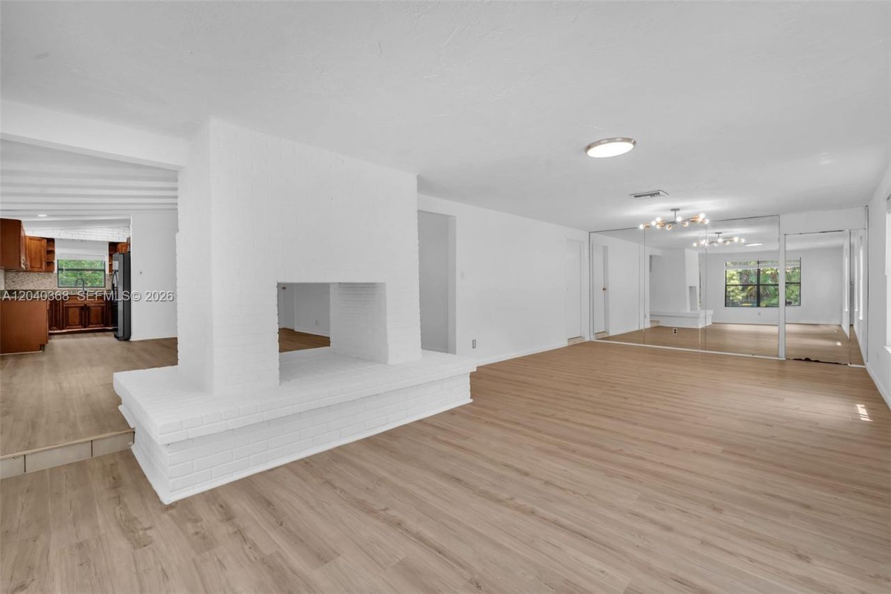 5096 SW 28th Ter , Fort Lauderdale, FL 33312 Photo