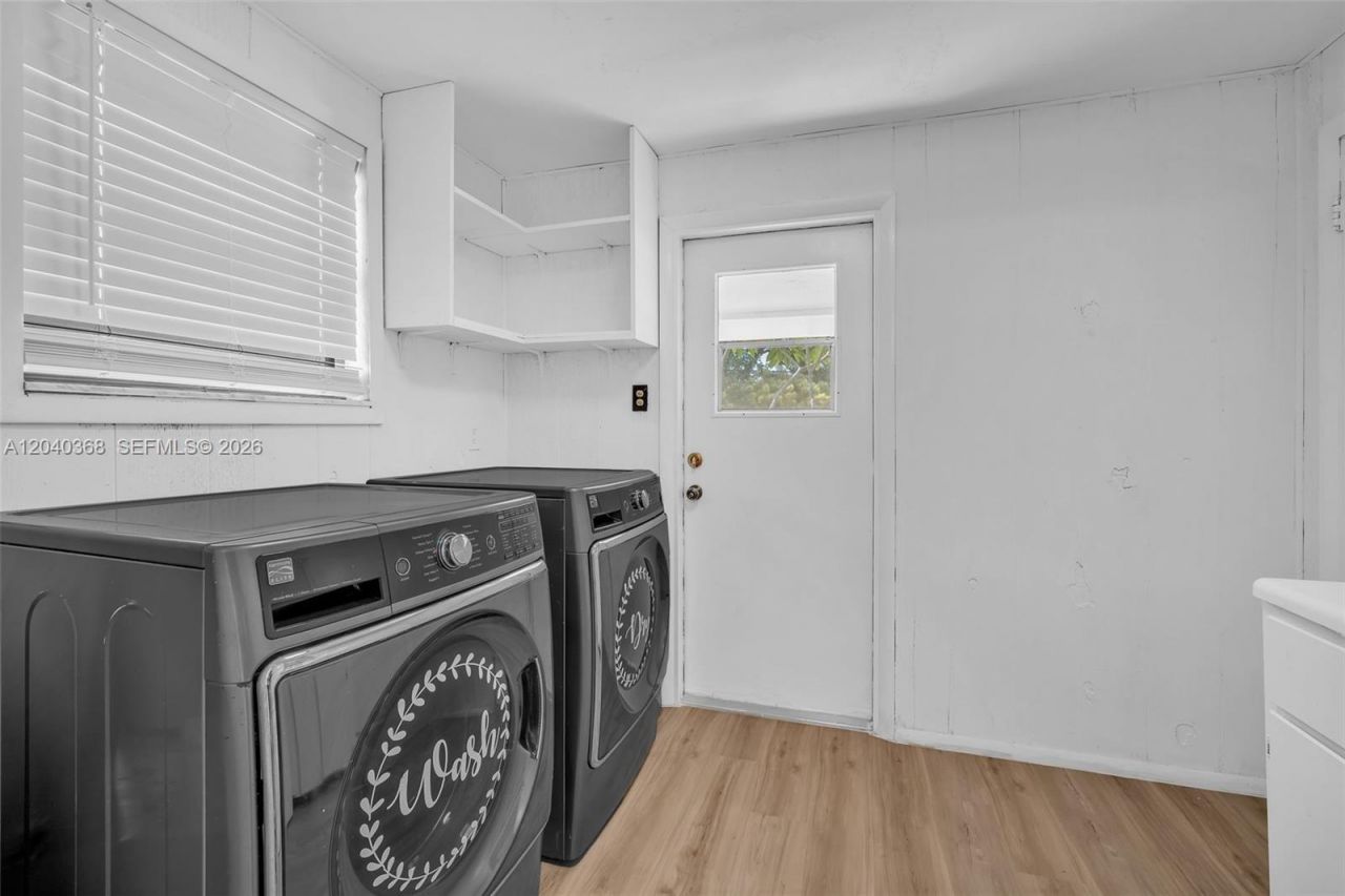 5096 SW 28th Ter , Fort Lauderdale, FL 33312 Photo
