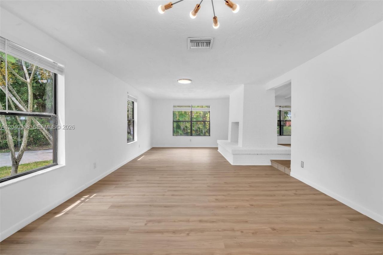 5096 SW 28th Ter , Fort Lauderdale, FL 33312 Photo