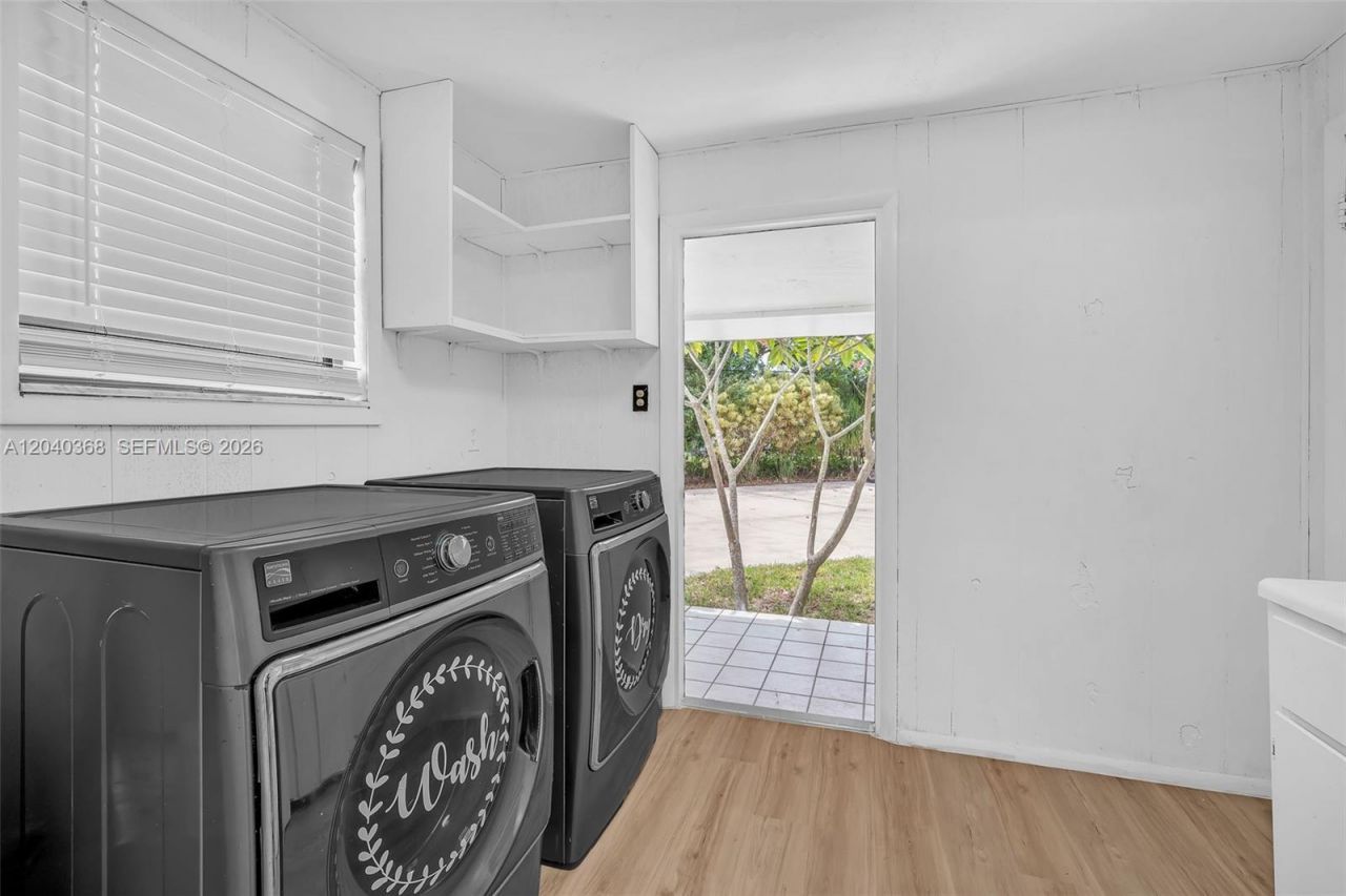 5096 SW 28th Ter , Fort Lauderdale, FL 33312 Photo
