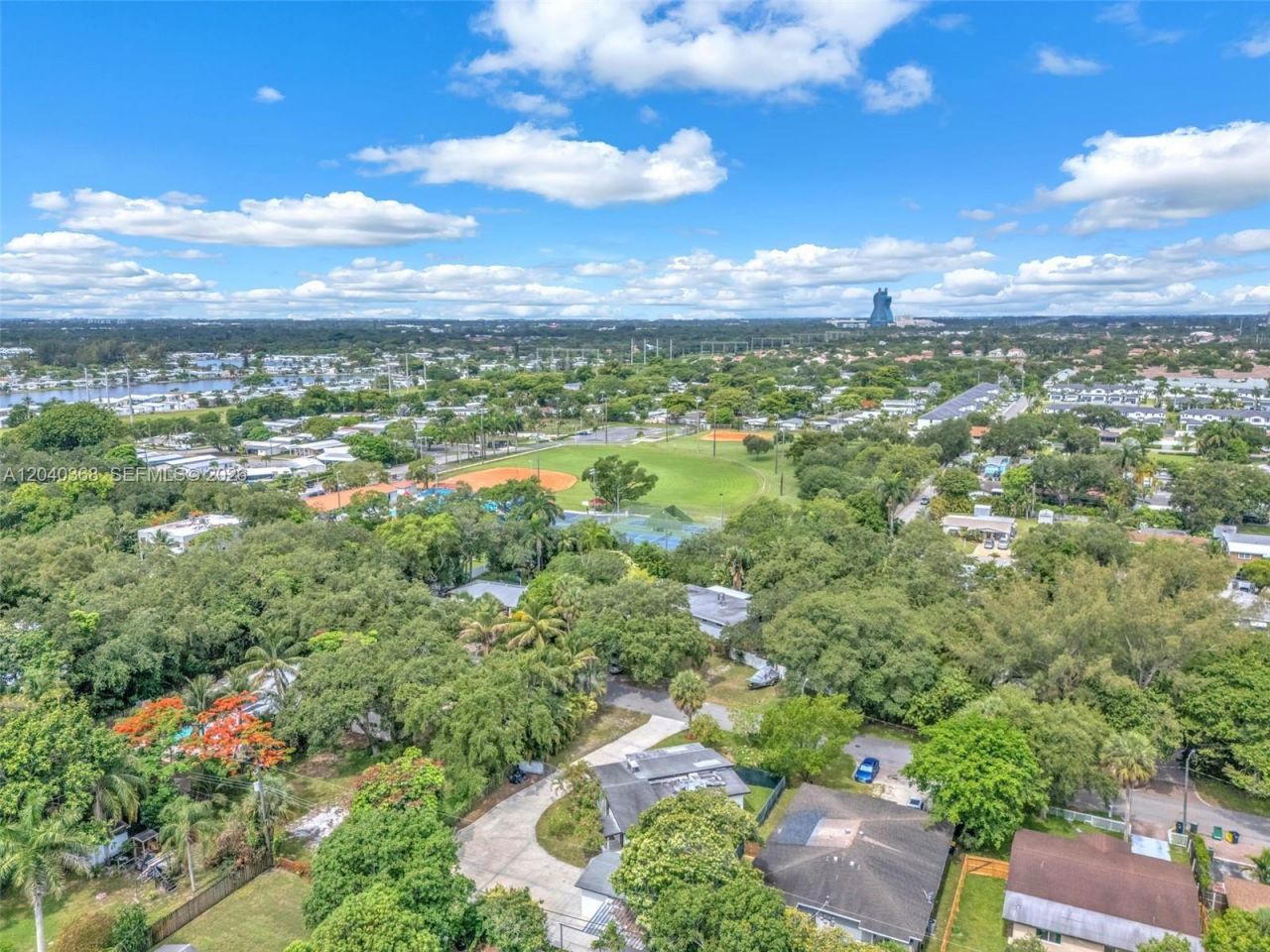 5096 SW 28th Ter , Fort Lauderdale, FL 33312 Photo