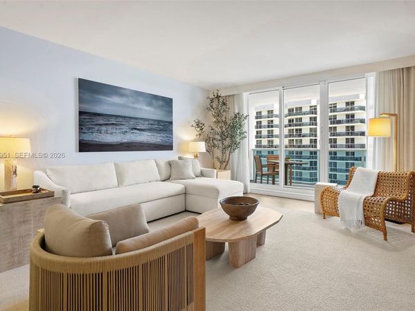 102 24th St , Unit 1213, Miami Beach, FL 33139