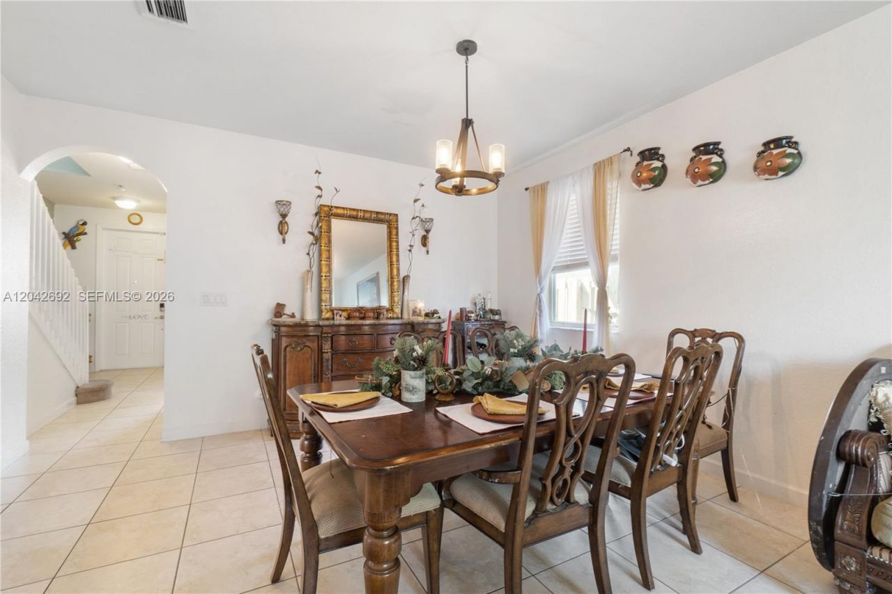 3379 NE 1st St, Homestead, FL 33033 Photo