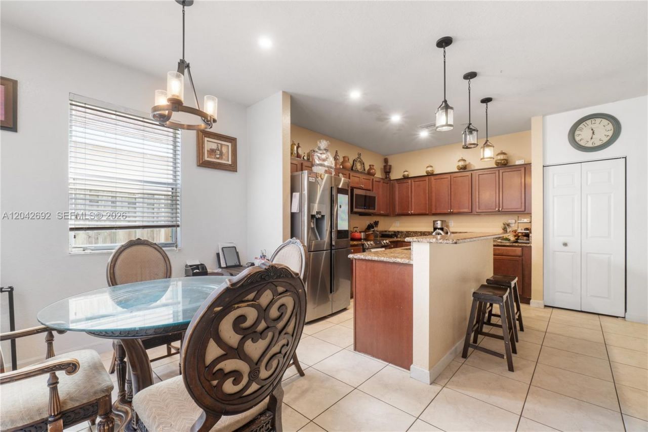 3379 NE 1st St, Homestead, FL 33033 Photo