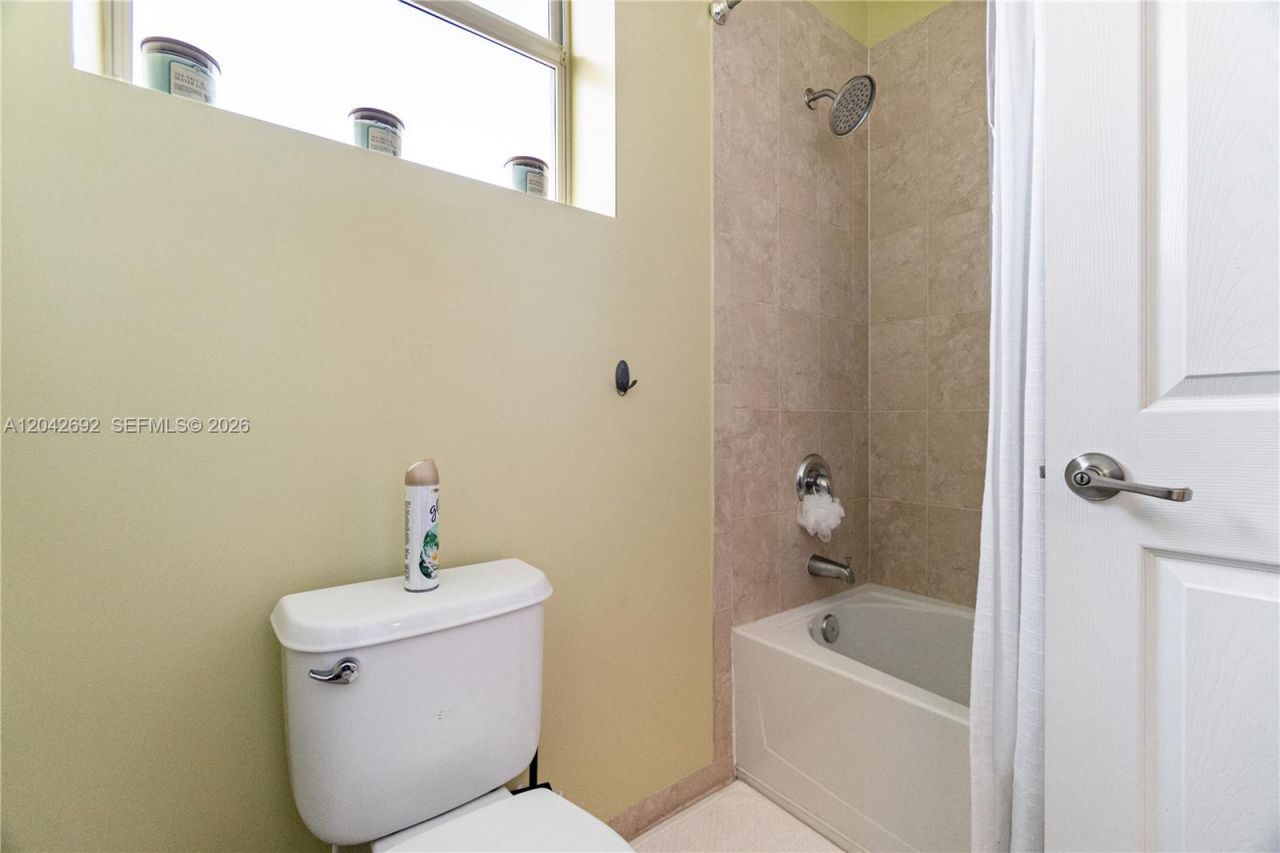 3379 NE 1st St, Homestead, FL 33033 Photo