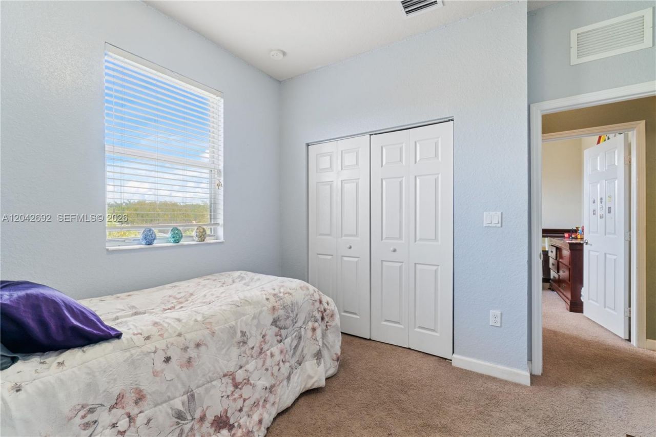 3379 NE 1st St, Homestead, FL 33033 Photo