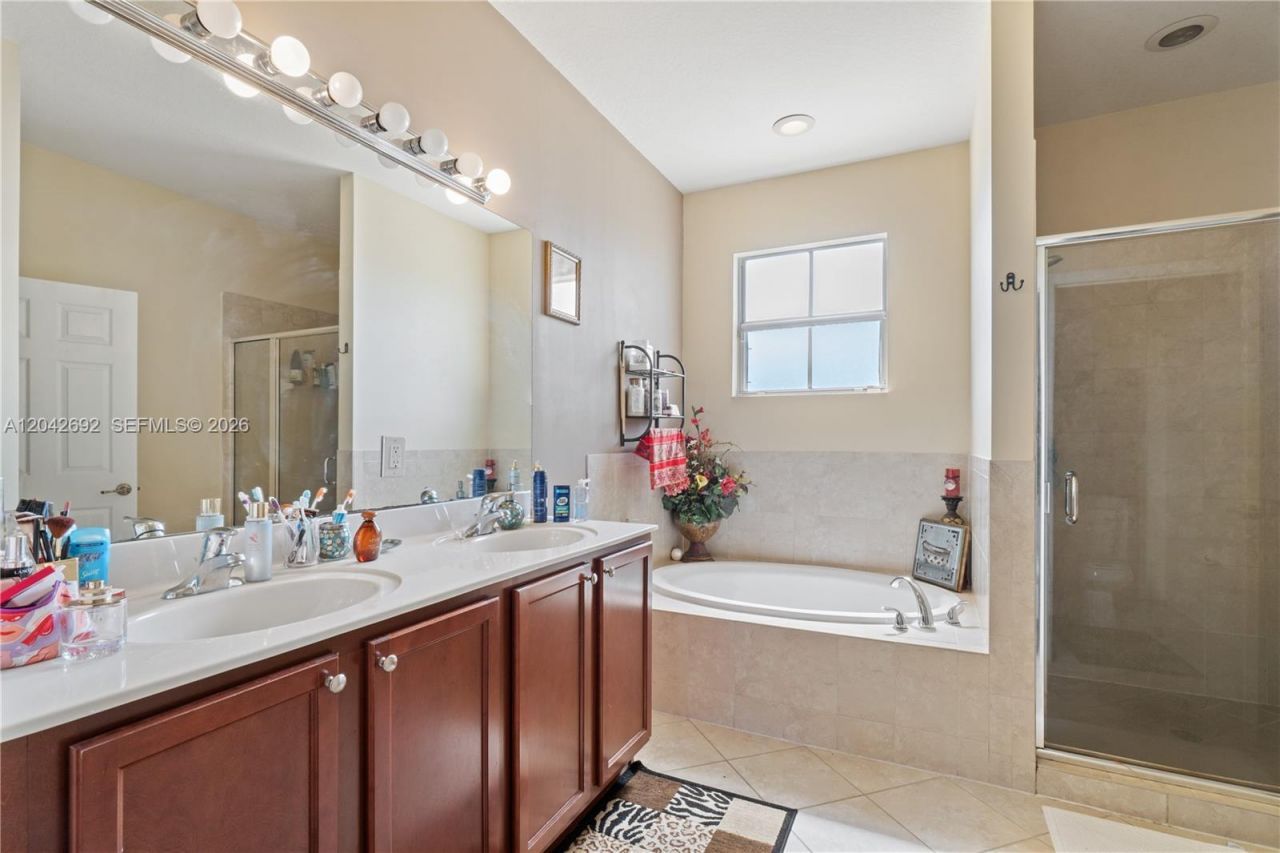 3379 NE 1st St, Homestead, FL 33033 Photo