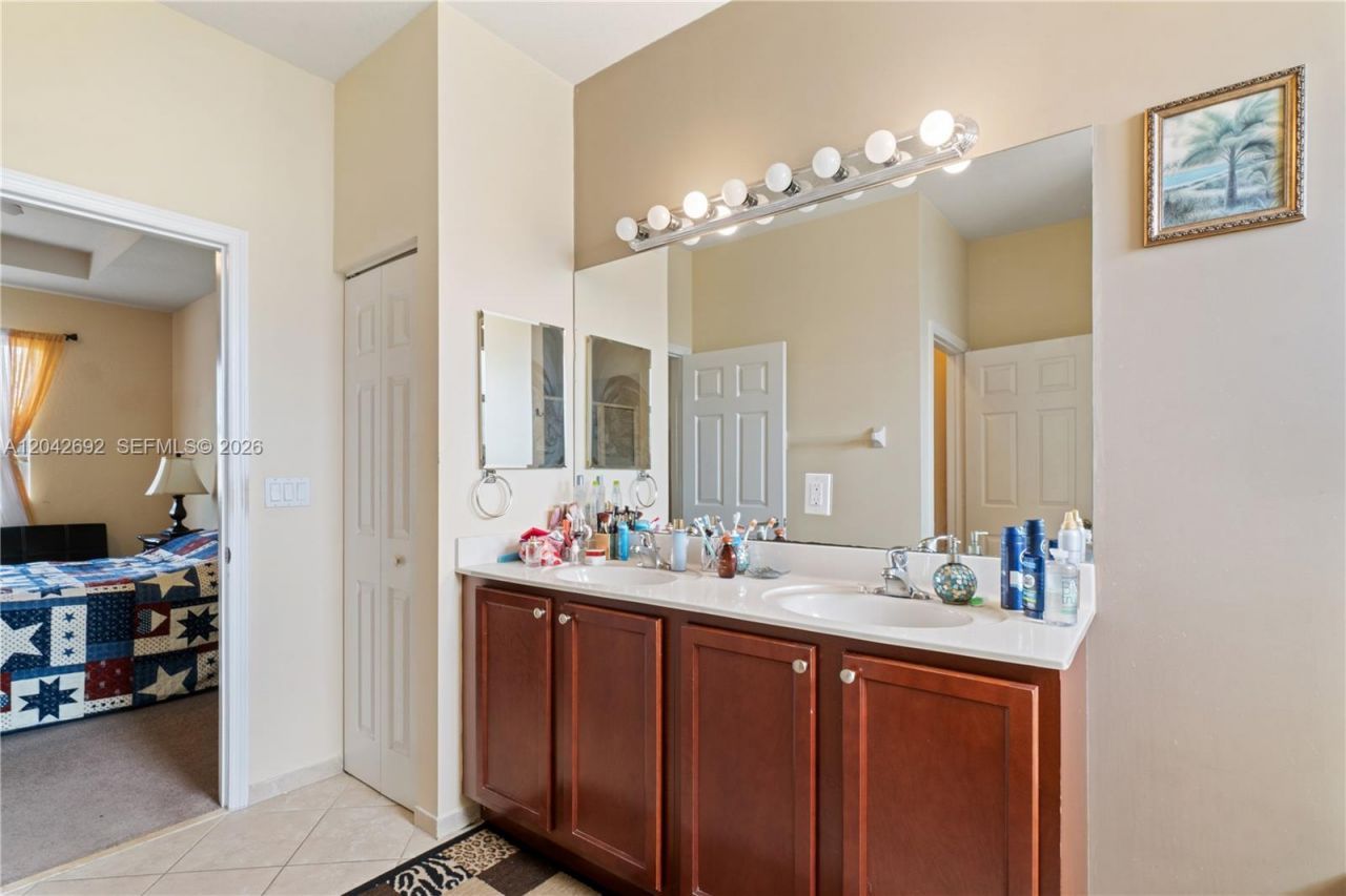 3379 NE 1st St, Homestead, FL 33033 Photo