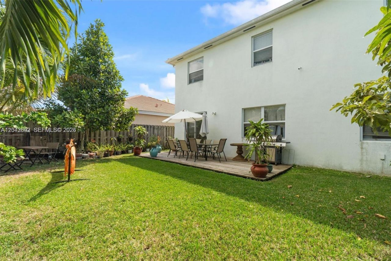 3379 NE 1st St, Homestead, FL 33033 Photo
