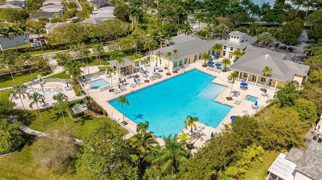 3379 NE 1st St, Homestead, FL 33033 Photo