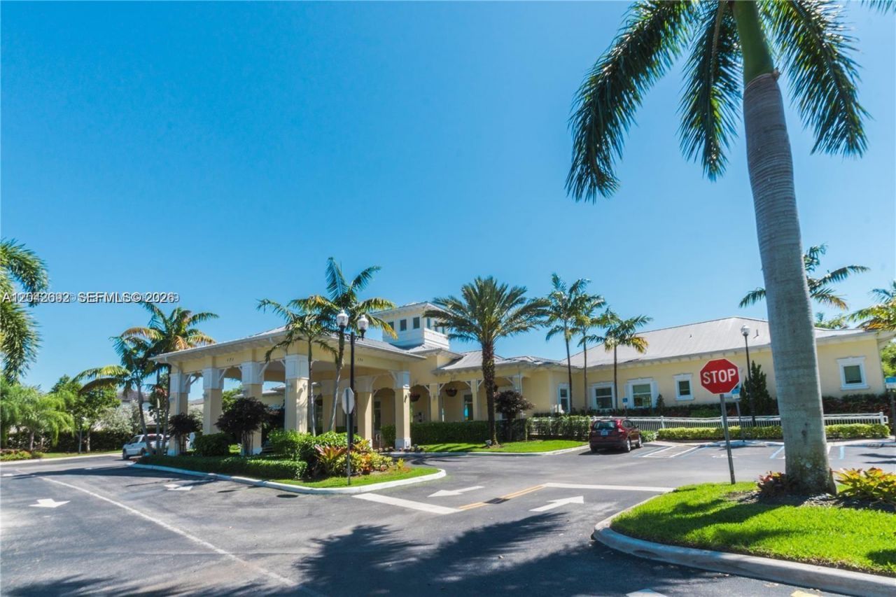 3379 NE 1st St, Homestead, FL 33033 Photo