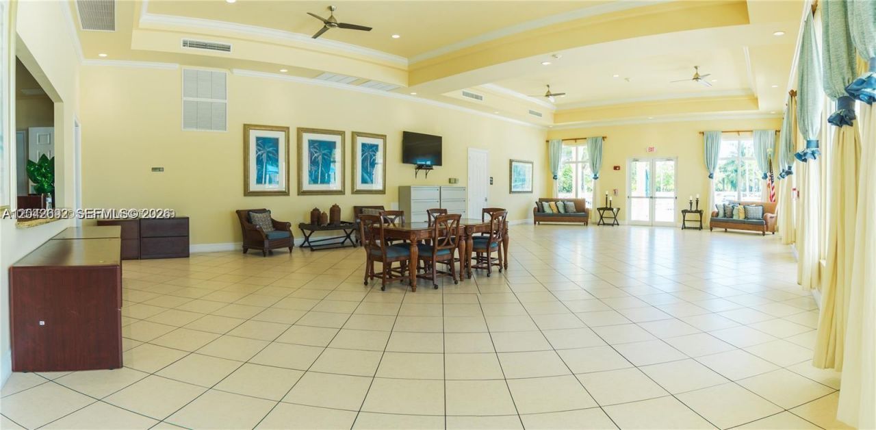 3379 NE 1st St, Homestead, FL 33033 Photo