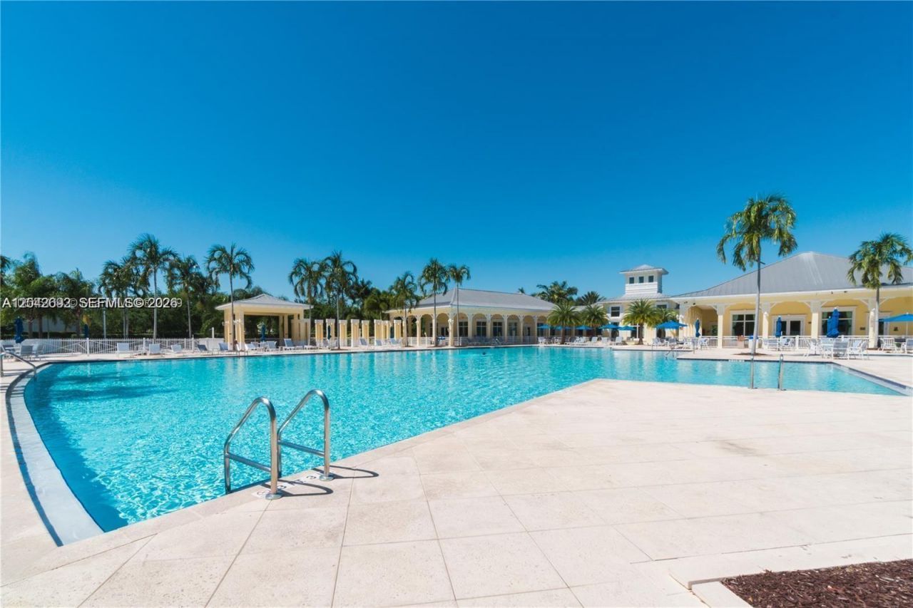 3379 NE 1st St, Homestead, FL 33033 Photo