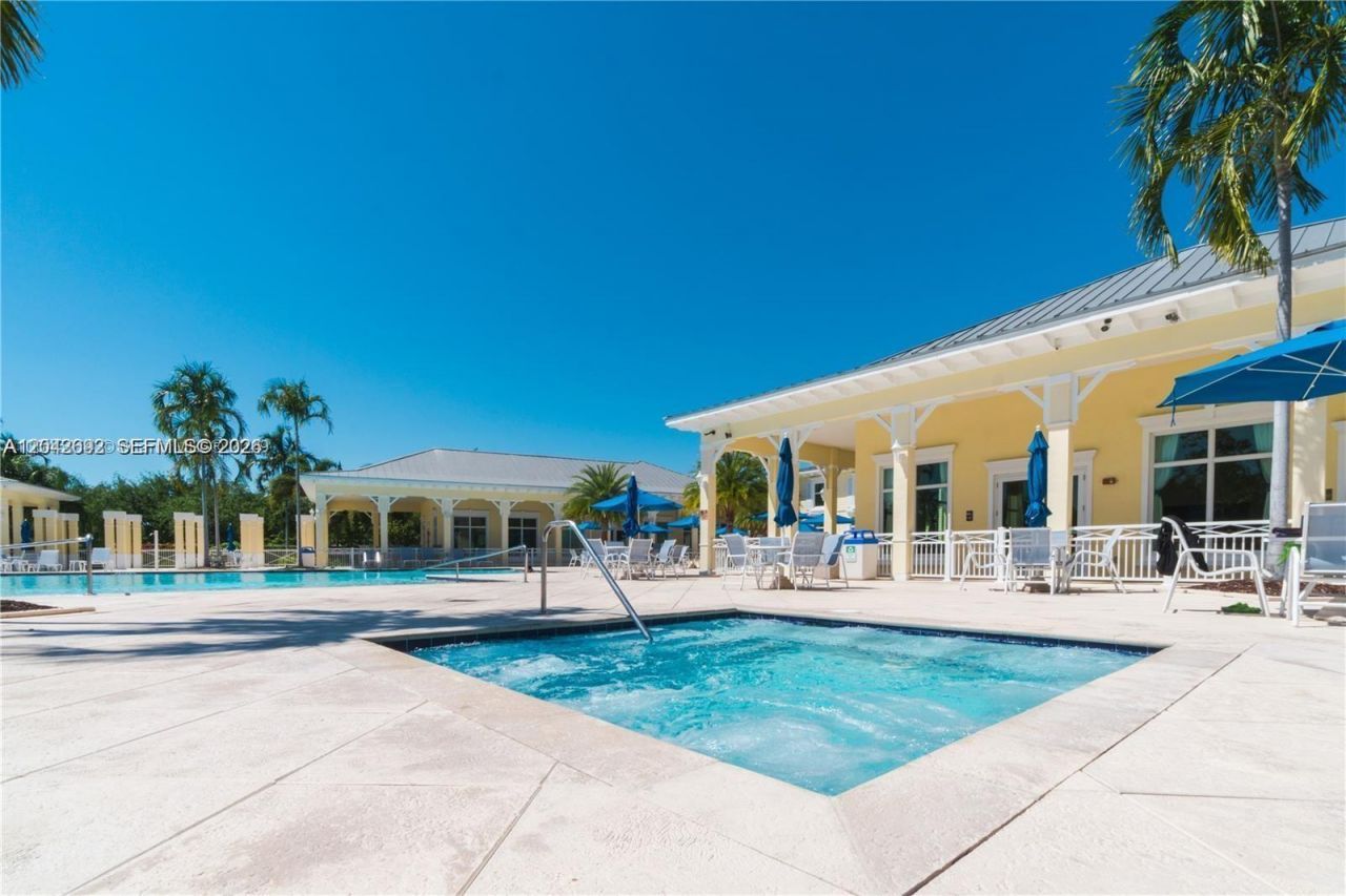 3379 NE 1st St, Homestead, FL 33033 Photo