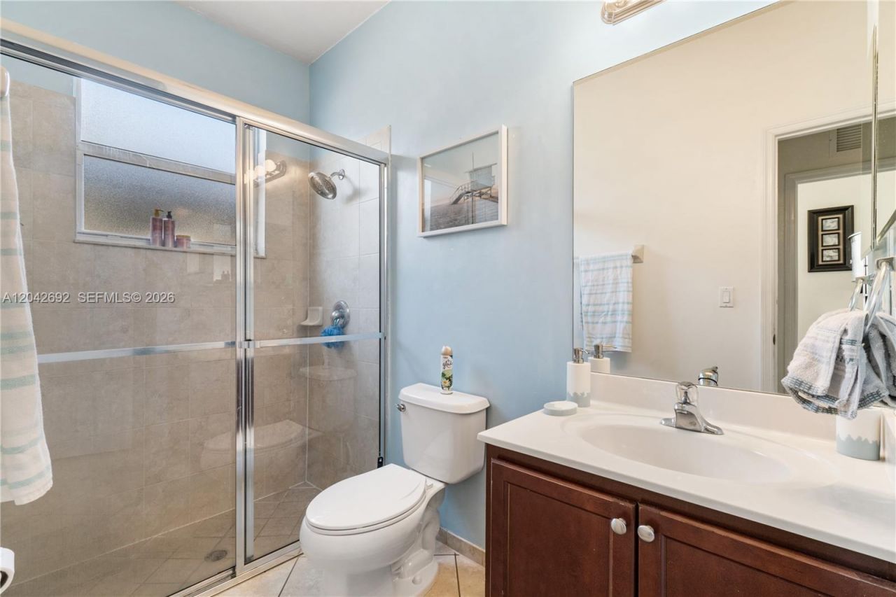 3379 NE 1st St, Homestead, FL 33033 Photo