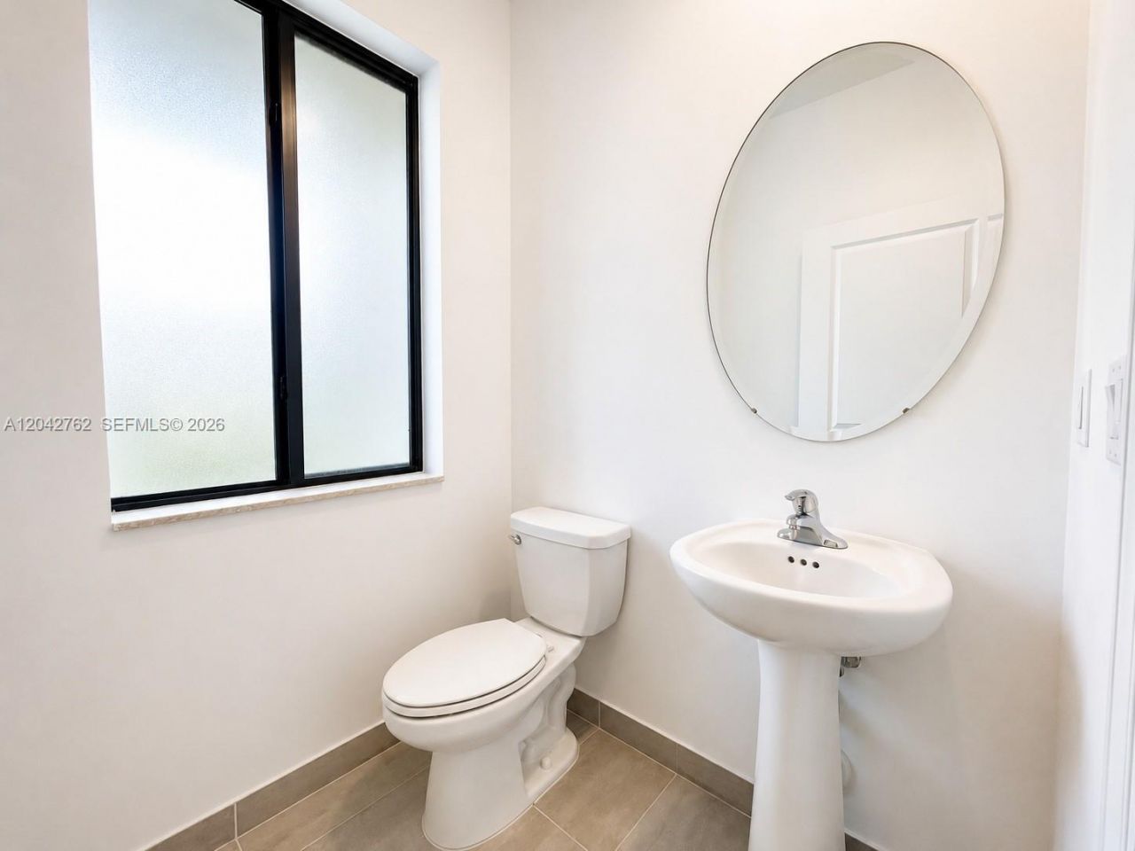 307 NE 208th Ter , Miami, FL 33179 Photo
