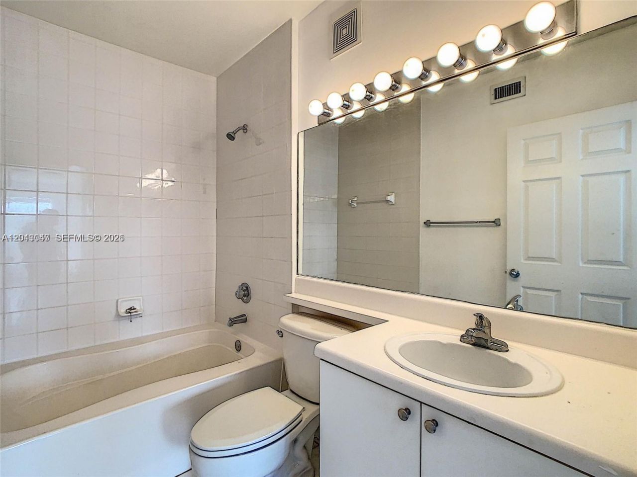 2080 W Preserve Way , Unit 303, Miramar, FL 33025 Photo