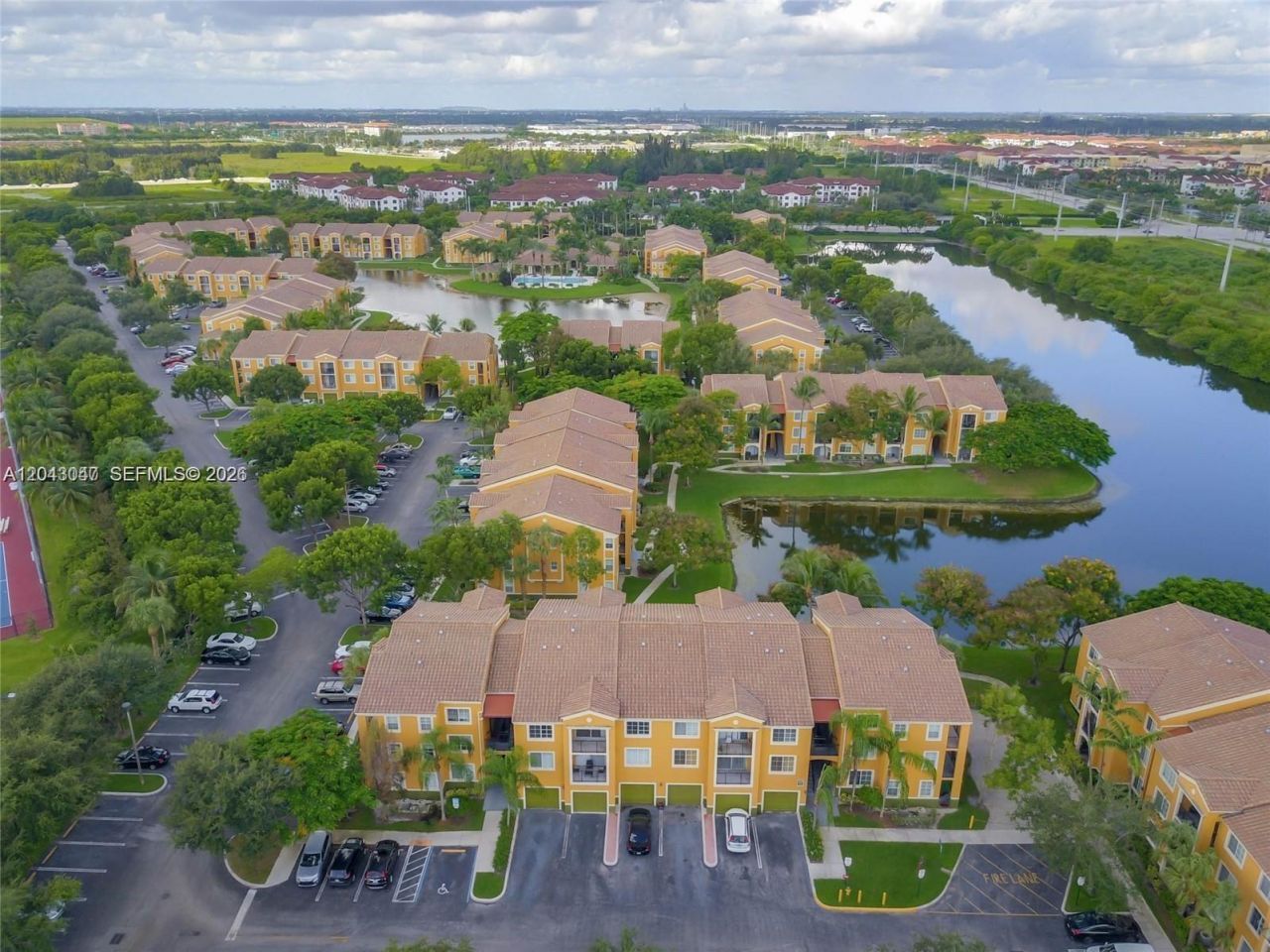 2080 W Preserve Way , Unit 303, Miramar, FL 33025 Photo