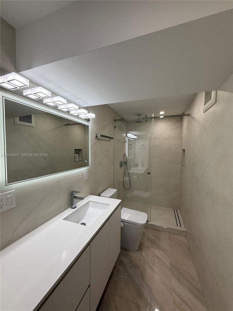 1849 S Ocean Dr, Unit PH5, Hallandale Beach, FL 33009 Photo