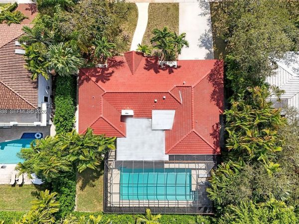 1247 NE 101st St , Miami Shores, FL 33138