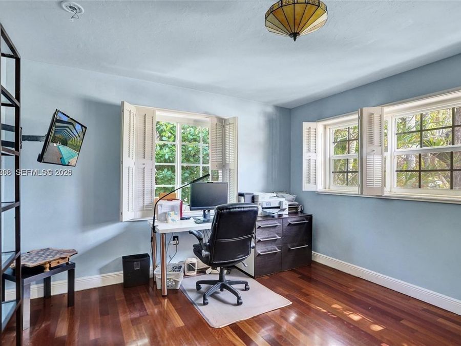 Property Image 33