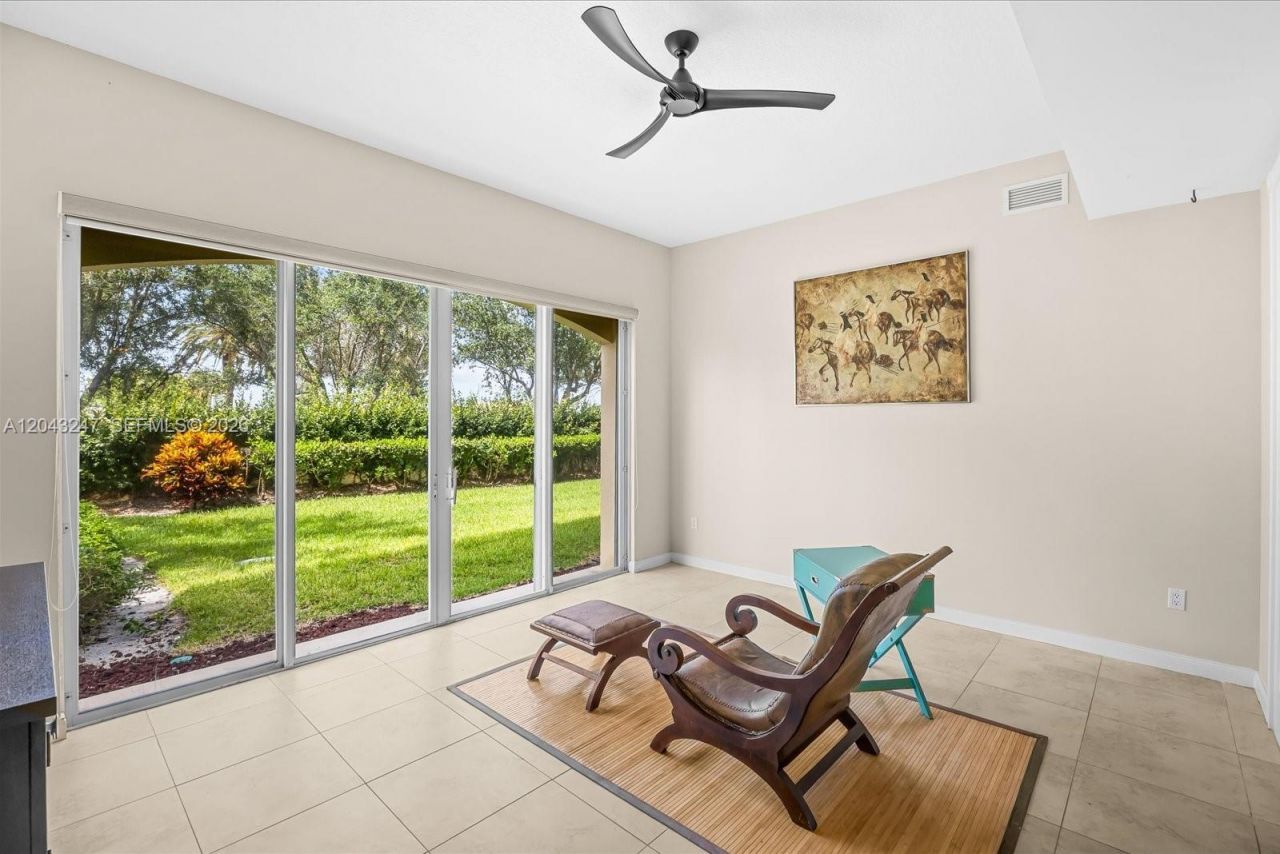 38 E Harbour Isle Dr E , Unit 104, Fort Pierce, FL 34949 Photo