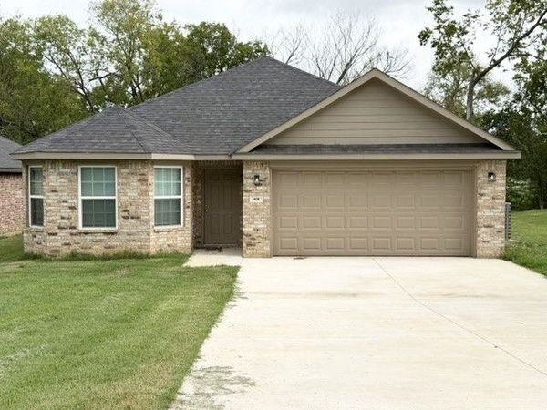 408 W Curtis Avenue, Calera, OK 74730