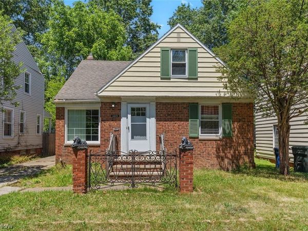3809 Bainbridge Road , Cleveland Heights, OH 44118