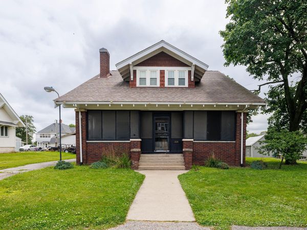 119 N Newton Street , Goodland, IN 47948