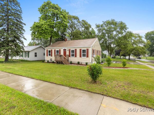 3844 Clyde Park Avenue SW, Wyoming, MI 49509
